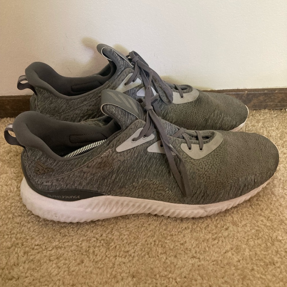 Adidas Ultrabounce Beyond Triple Grey. Men’s 14 - Picture 2 of 8